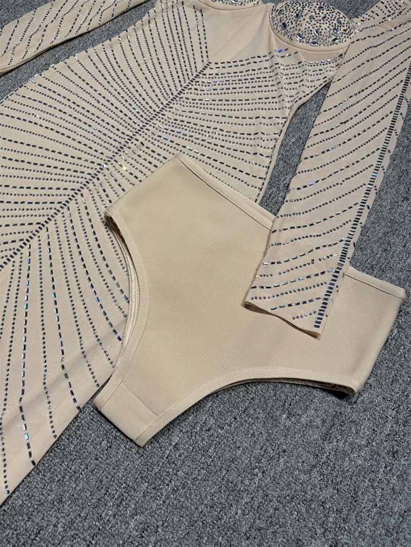 Luxury Crystals Beige Women Pr - Women'S Holiday Formal Wear ulasan dan harga
